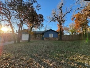 Building Photo - 3308 Gwendolyn Ln