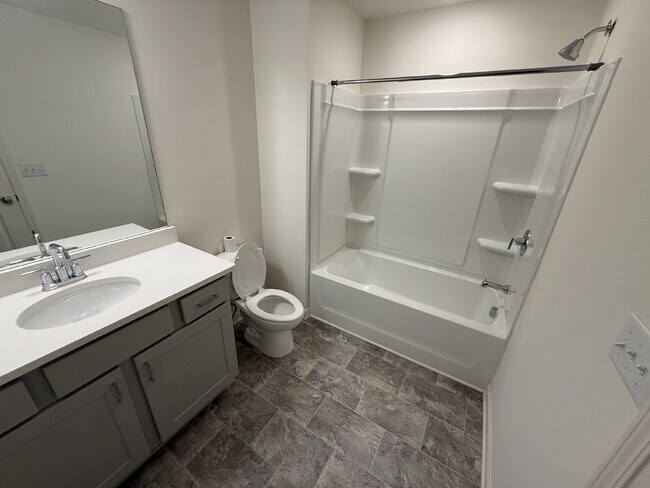 Foto del edificio - Gated 1,952 Sq Ft Two-Story Home Built 2021 | The Cascades | SW Atlanta