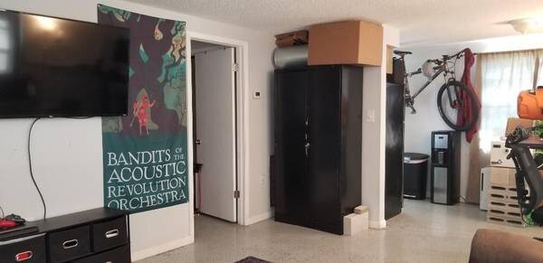 Foto del edificio - 5512 Cheyenne Dr