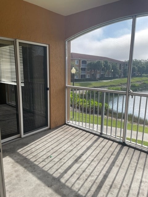 Building Photo - 1820 Florida Club Cir