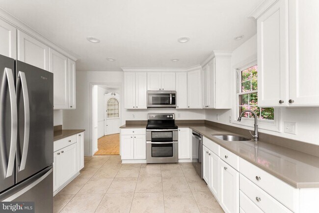 Building Photo - 11306 Full Cry Ct
