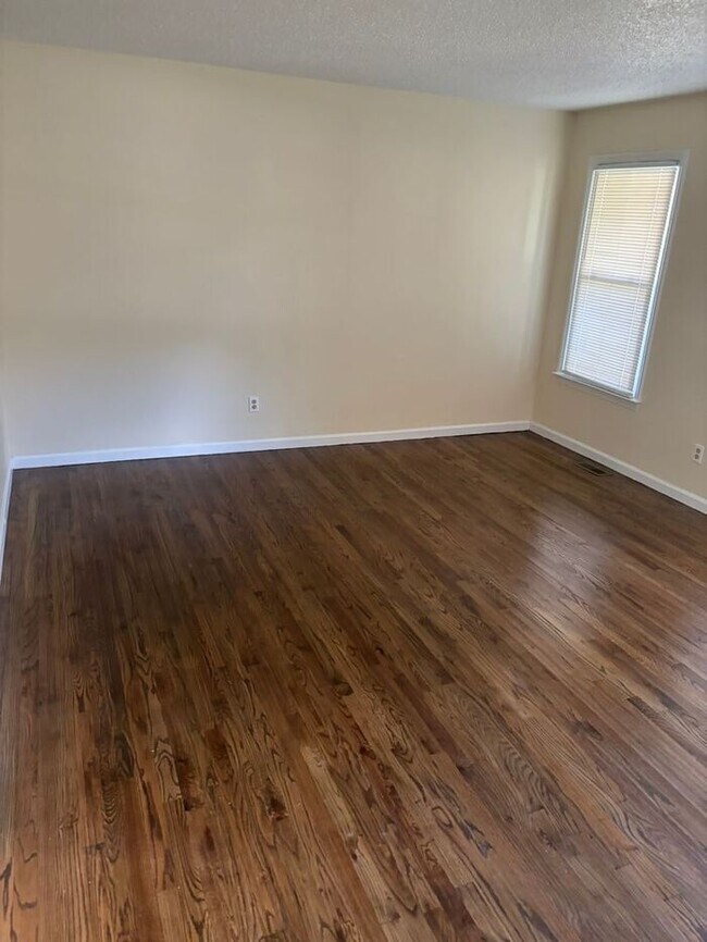 Foto del edificio - 2130 Quailridge Dr