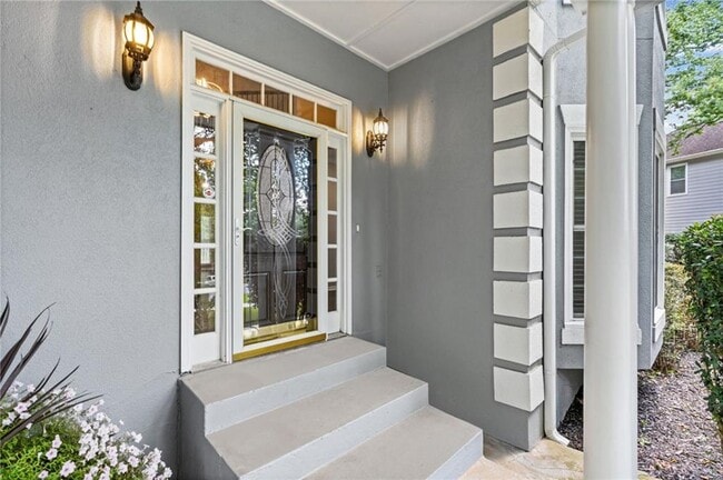 Building Photo - 11355 Vedrines Dr