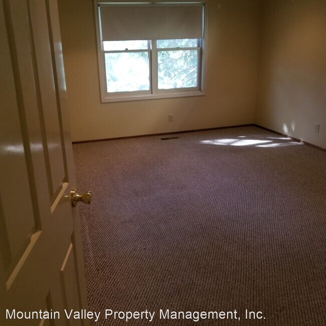 Foto del edificio - 3 br, 2.5 bath House - 315 Bridge Way