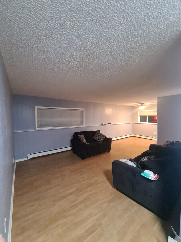 2908 W 32nd Ave Unit 1, Anchorage, AK 99517 2908 W 32nd Ave Anchorage