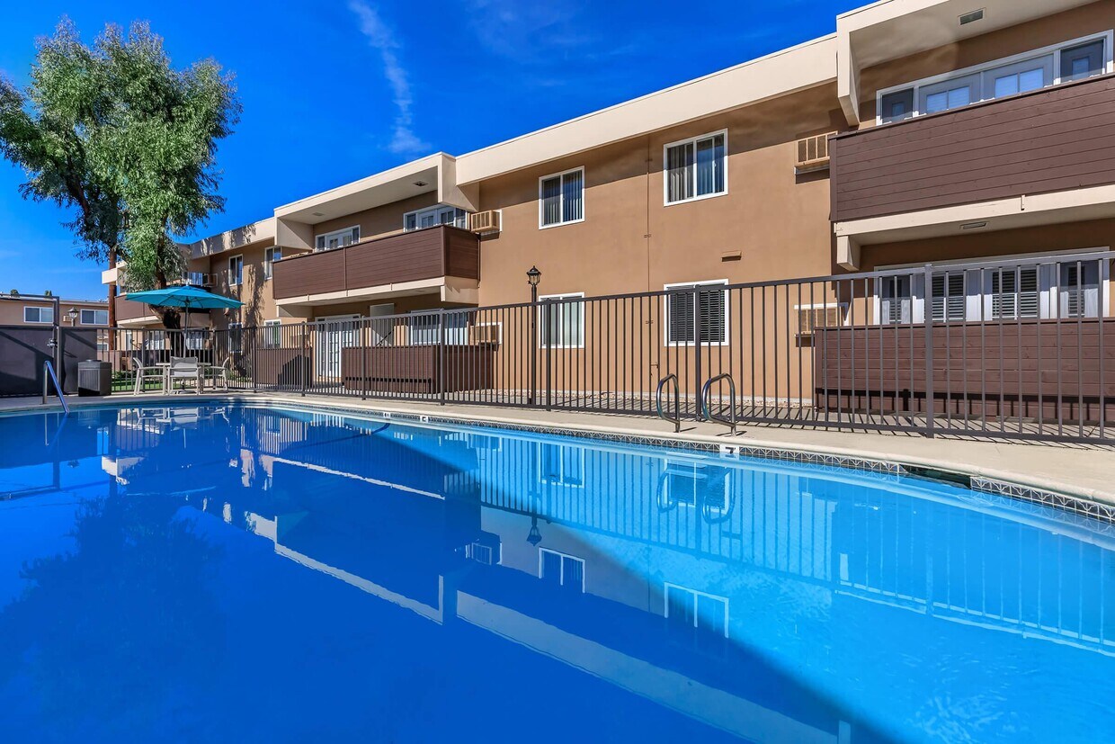 Dorado Plaza 6263 Acorn St San Diego, CA Apartments for Rent in San