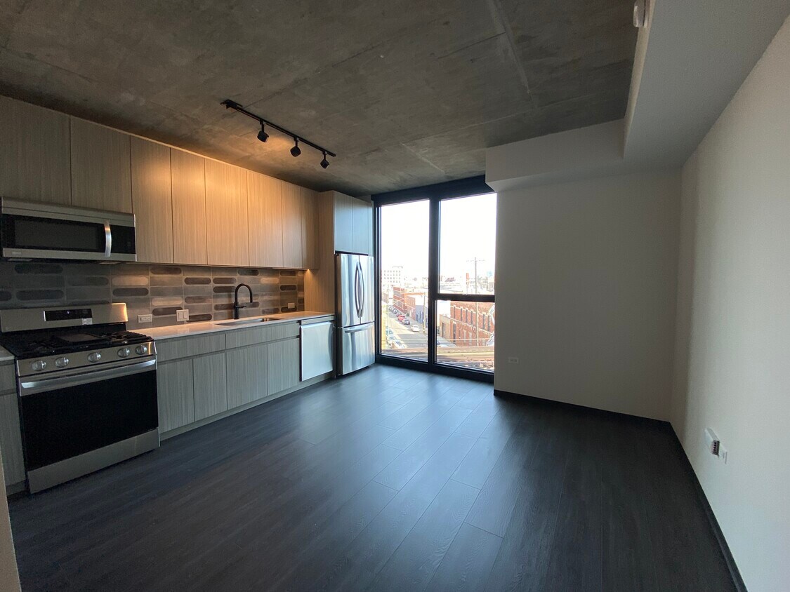 Foto principal - 1380 W Randolph St