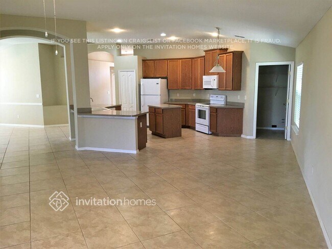 Foto del edificio - 3240 Millpond Ct