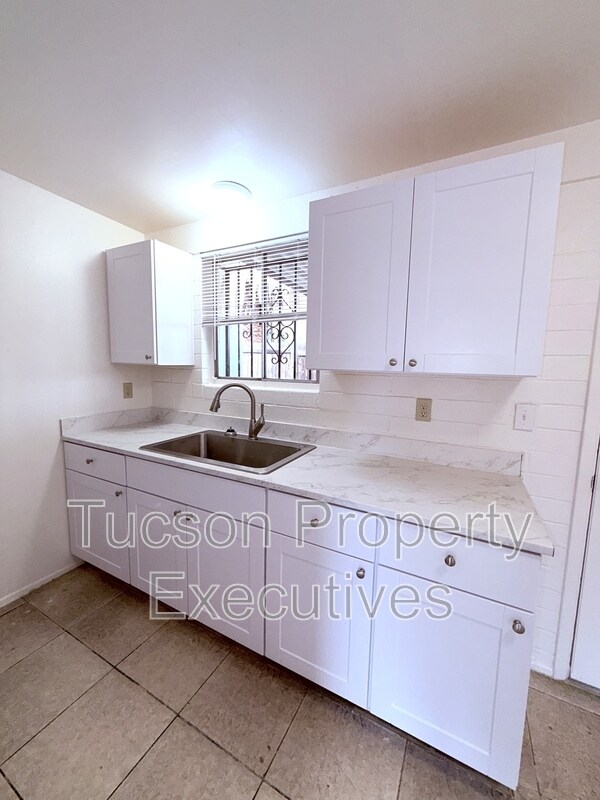 Foto del edificio - 4235 E Lee St