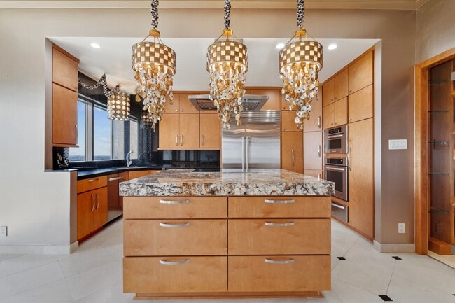 Foto del edificio - 2001 Holcombe Blvd