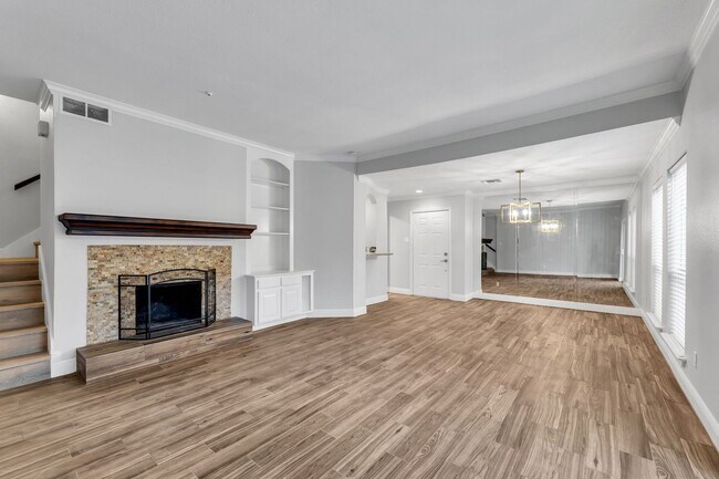 Foto del edificio - 1829 Bering Dr