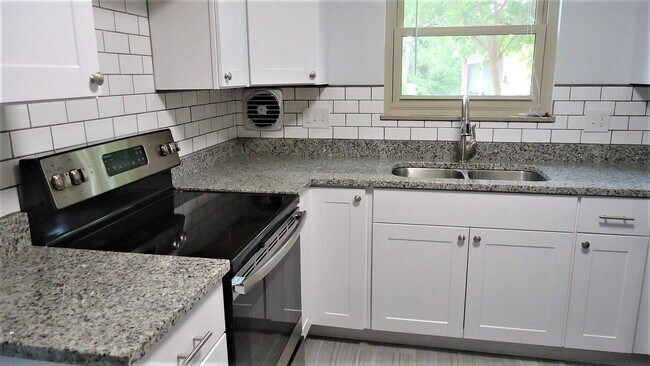 Updated Kitchen - 3130 Northwest Blvd