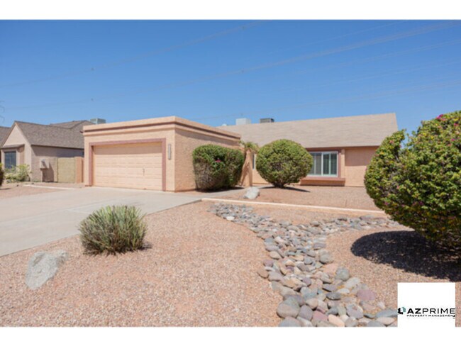 Foto del edificio - Bright &amp; Spacious 3/2 Tempe Home - Vau...