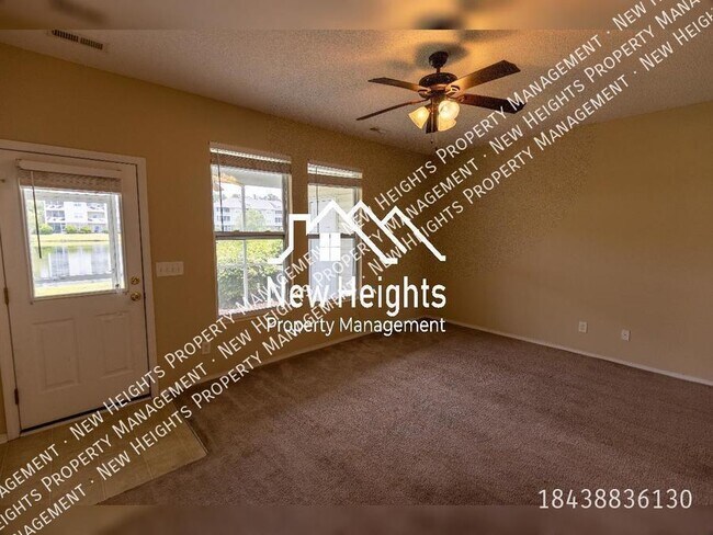 Building Photo - 3 Bd Townhouse in Conway!!