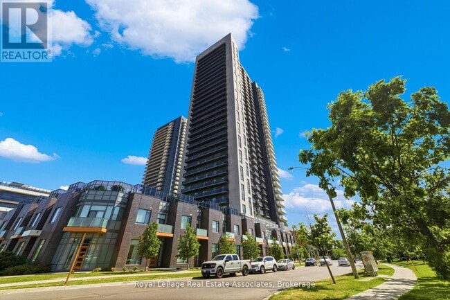 Building Photo - 8 Nahani Way