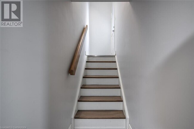 Photo du bâtiment - 159 Beech St