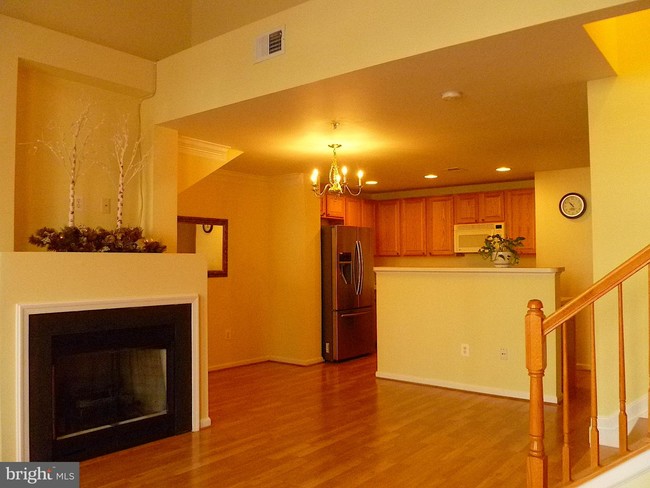 Building Photo - 42252 Black Rock Terrace