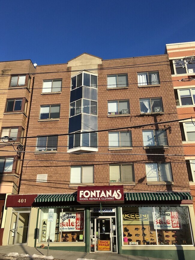 Building Photo - 401 Eddy St