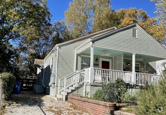 Building Photo - 905 Rosehill Ave