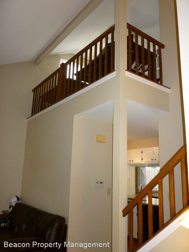Building Photo - 3 br, 1.5 bath House - 9336 Bellewood Ct