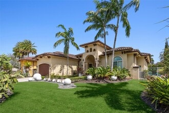 Building Photo - 2665 NW 100th Ave