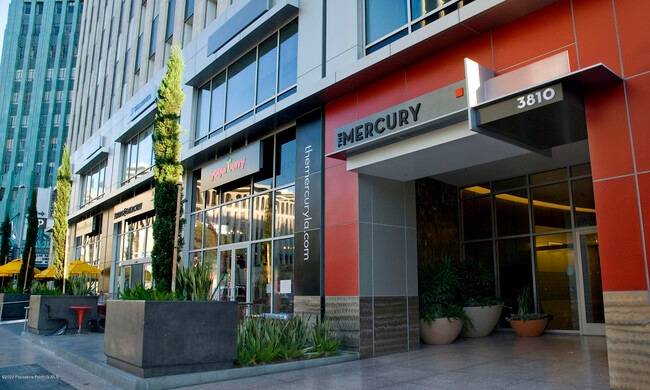 Building Photo - 3810 Wilshire Blvd
