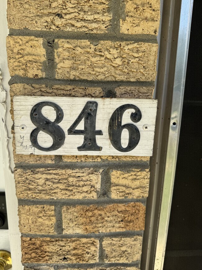 Foto del edificio - 846 Fernwood St