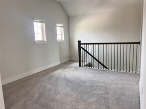 Building Photo - 10638 Whitejacket