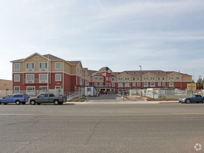 Building Photo - Sierra Gateway II