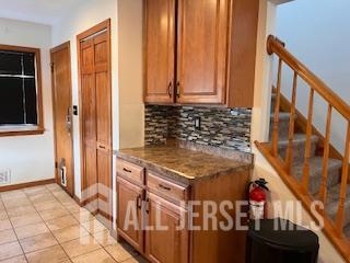 Foto del edificio - 12 Burlew Pl