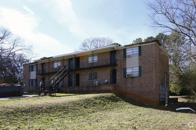 Building Photo - Glade Road Apartments