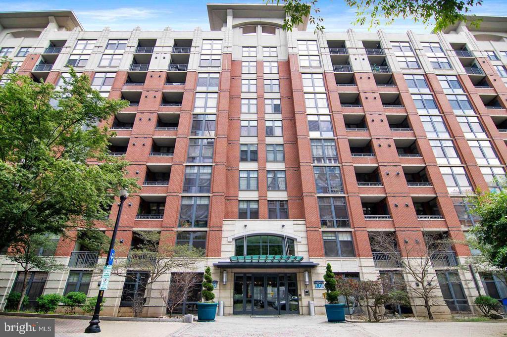 Foto principal - 1021 N Garfield St