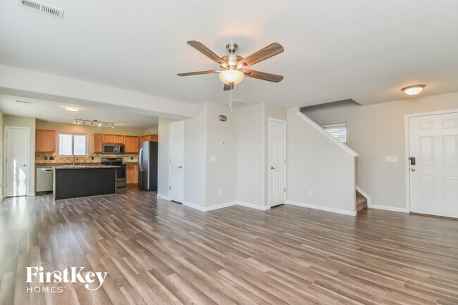 Building Photo - 3860 Swainson Dr