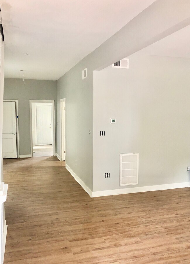 Foto del edificio - 1709 Everett St