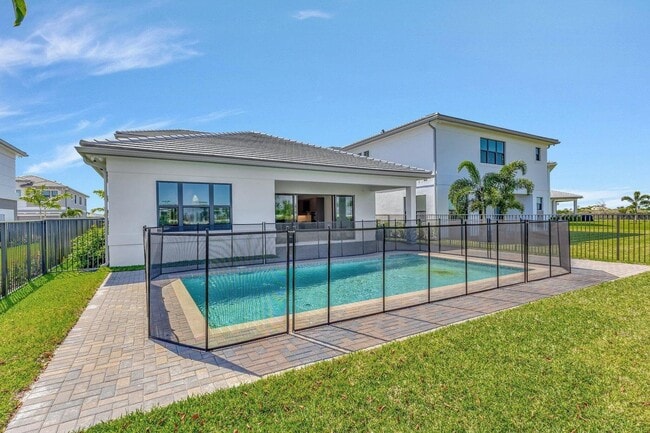 Photo - 13079 Feathering Wy (Palm Beach Gardens, FL) House