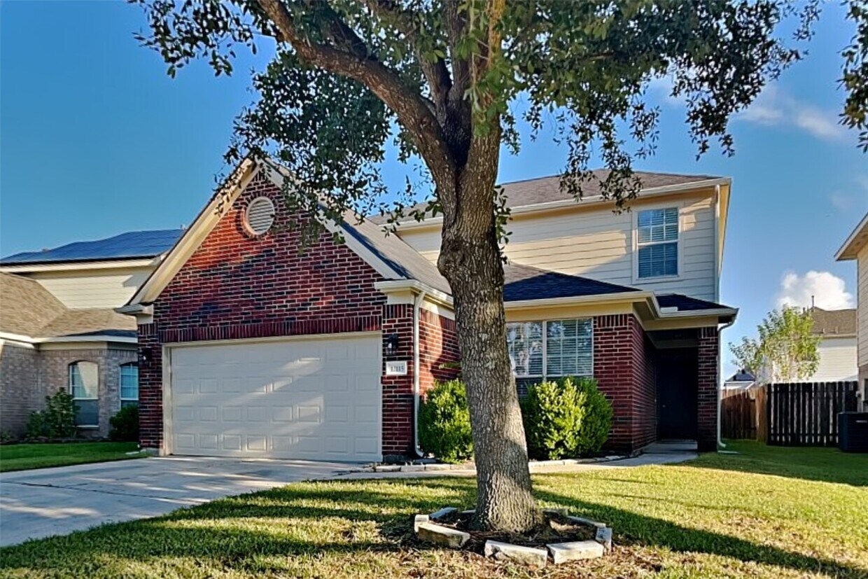 Foto principal - 12115 Carriage Oak Cir