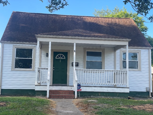 Foto del edificio - 3107 Scott St