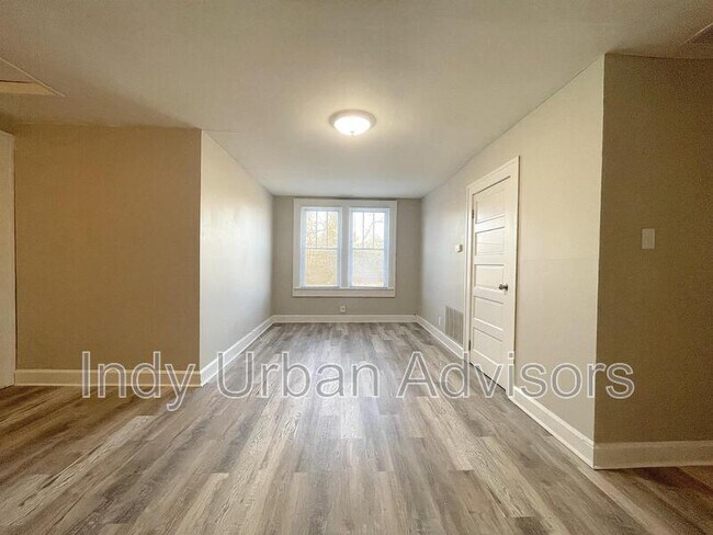Foto del edificio - 101 S Bancroft St