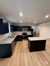 Building Photo - 5597 Knox Ln