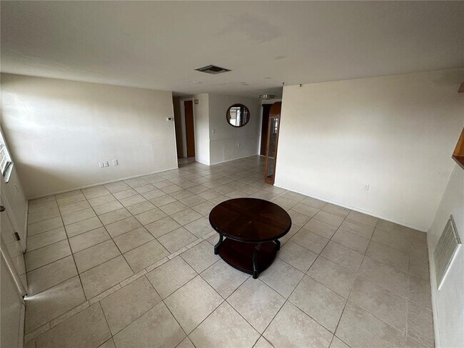 Building Photo - 3639 Galway Dr