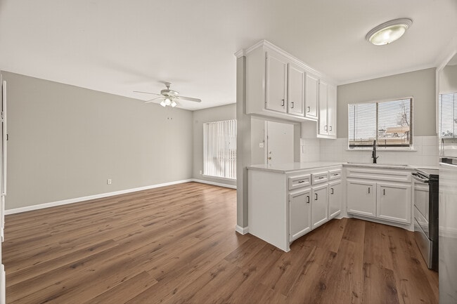 Dinning Area - Jackie of Houston
