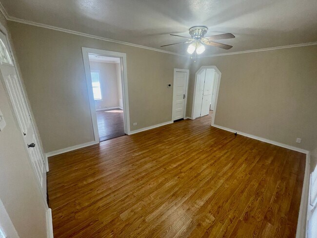 Foto del edificio - 1030 Dallas St