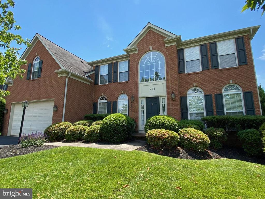 Primary Photo - 513 Glenbrook Dr