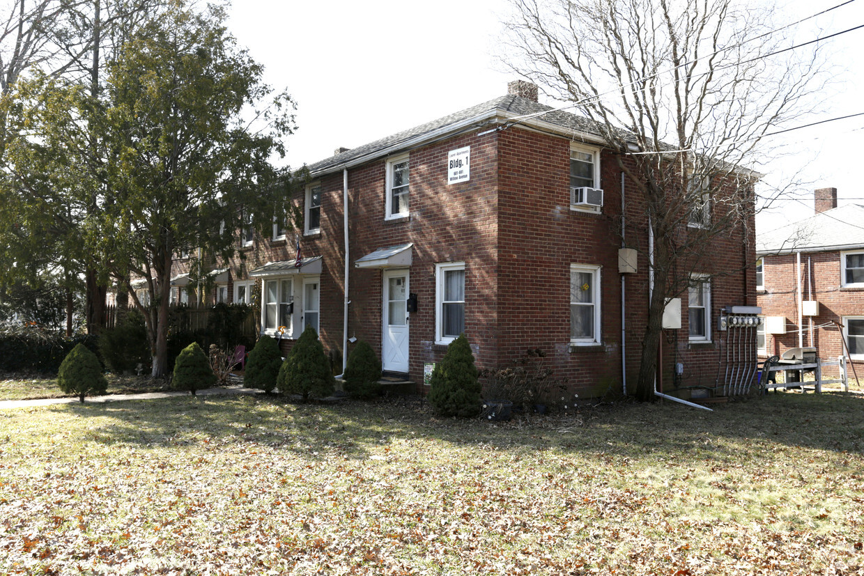 Primary Photo - The Gardens at North Brunswick