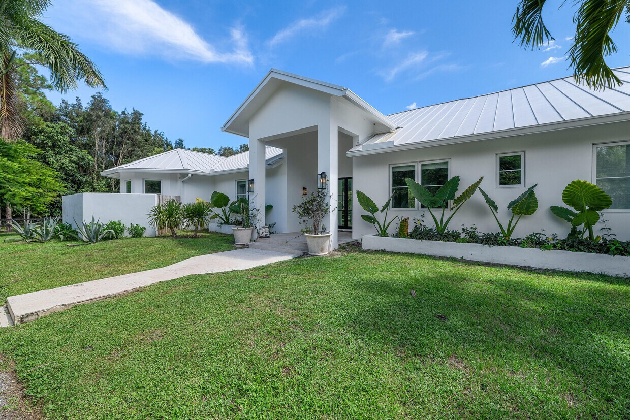 11700 Hawk Hollow, Lake Worth, FL 33449 House for Rent in Lake Worth