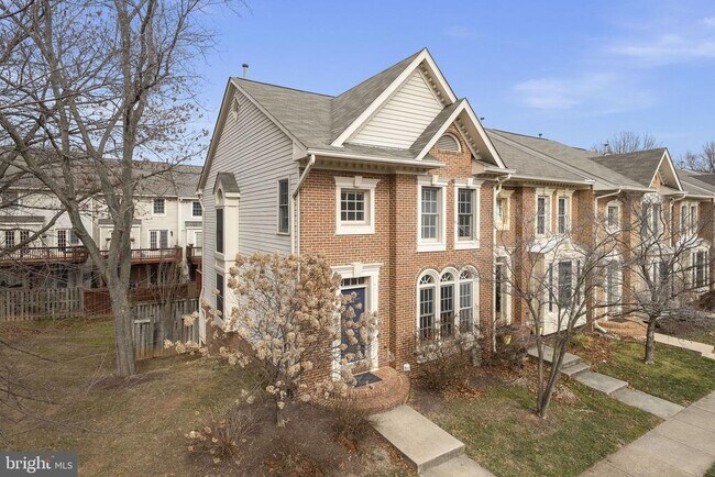 Building Photo - 3912 Maximilian Ct