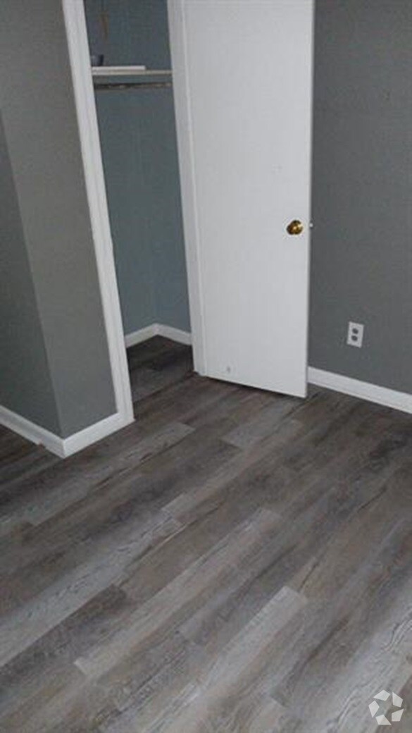 Deep Creek North Student Apartments for Rent Chesapeake, VA 1