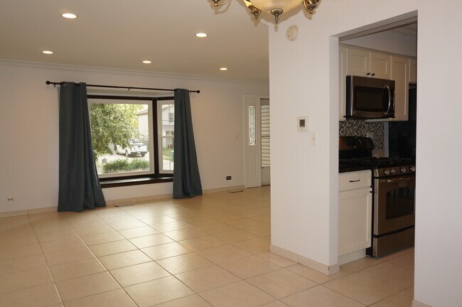 Foto del edificio - 773 Cardinal Ln