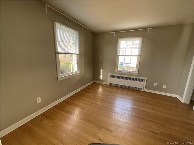 Foto del edificio - 9 Edwards Rd