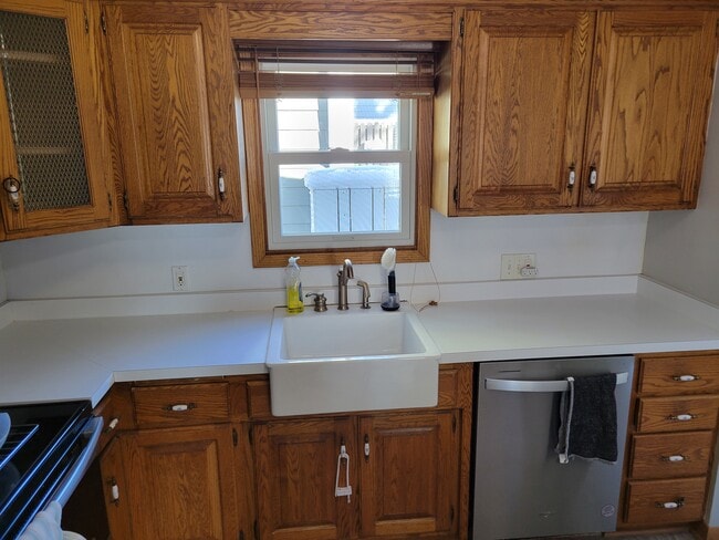 Building Photo - 1966 Rome Ave